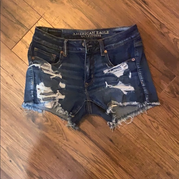 Shorts - Picture 1 of 4
